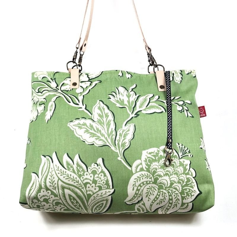 Bolso hecho a mano con tela reciclada - Gastón | La Bicha Creativa